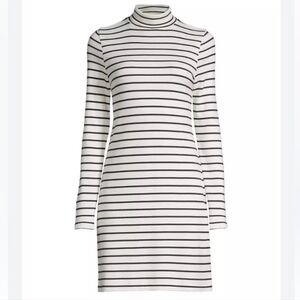 NWT Vineyard Vines Simple Turtleneck Dress Marshmallow Stripe M Medium